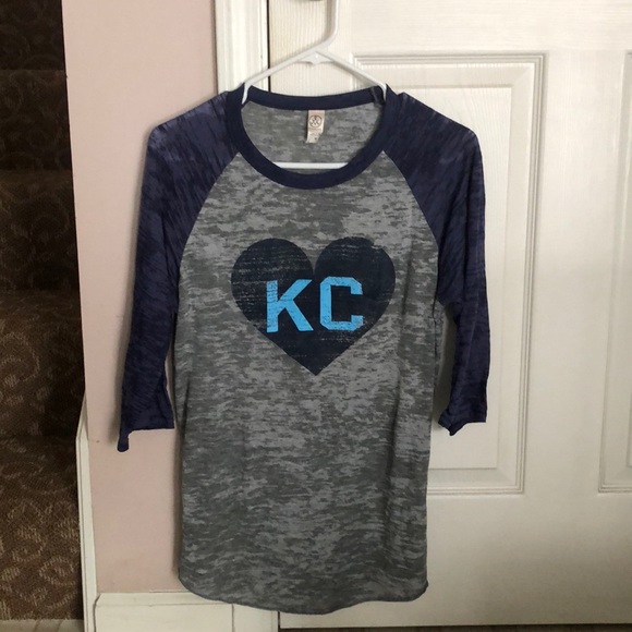 Alternative Tops - KC heart baseball tee